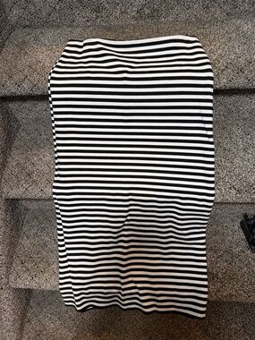 Zara Black and White Striped Pencil Skirt